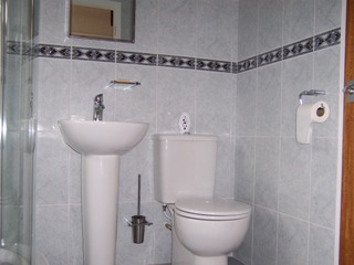 Miss S. bathroom 2004